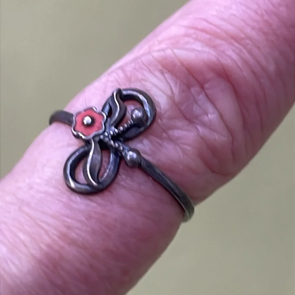 Vintage Silver and Orange Ring Timeless Elegance